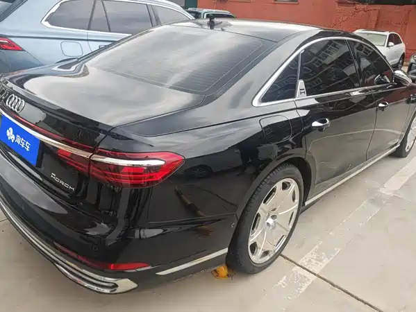 Audi A8 2023