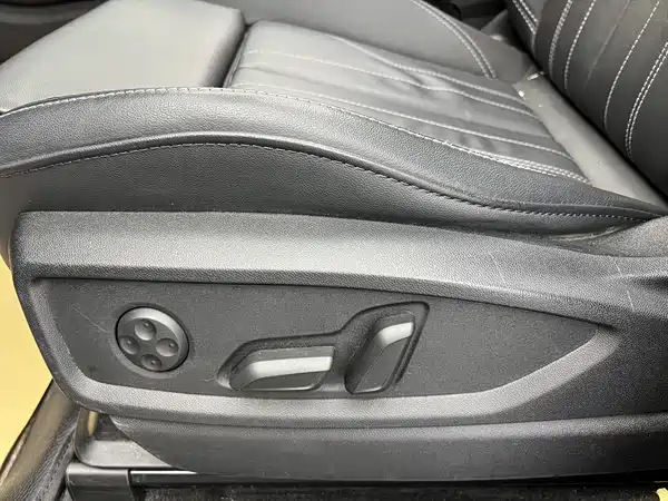 Audi Q5L 2022
