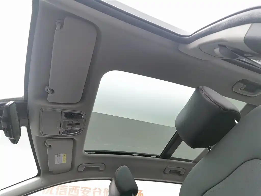 Kia KX5 2023 — фото 14