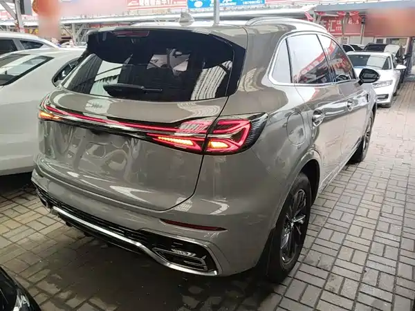 Hongqi HS5 2023