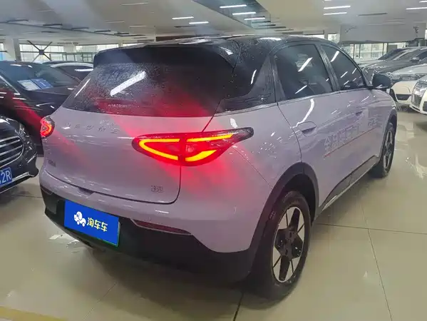 Geely Galaxy Starwish 2025