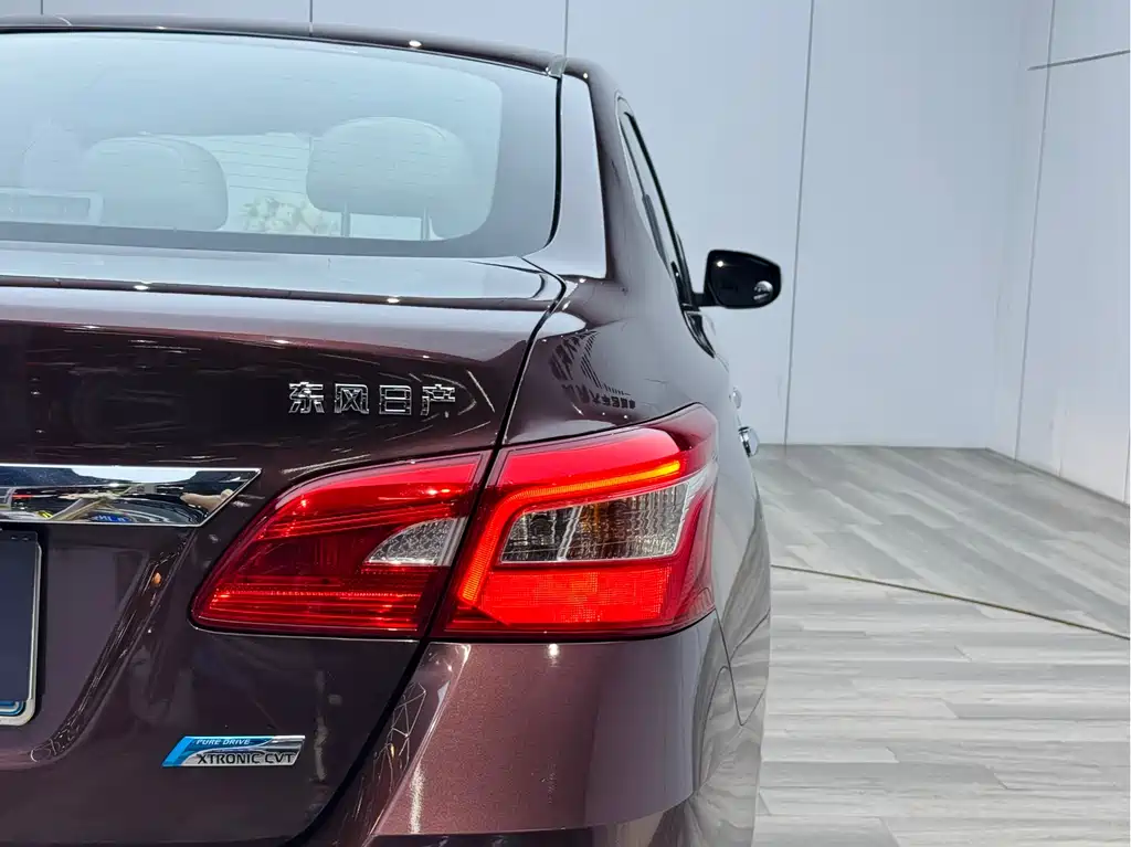 Nissan Sylphy 2017 — фото 23