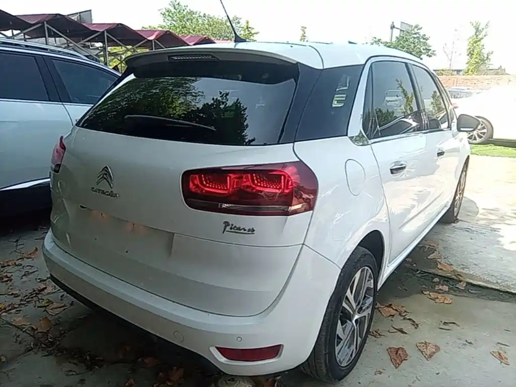Citroën C4 PICASSO 2019 — фото 7