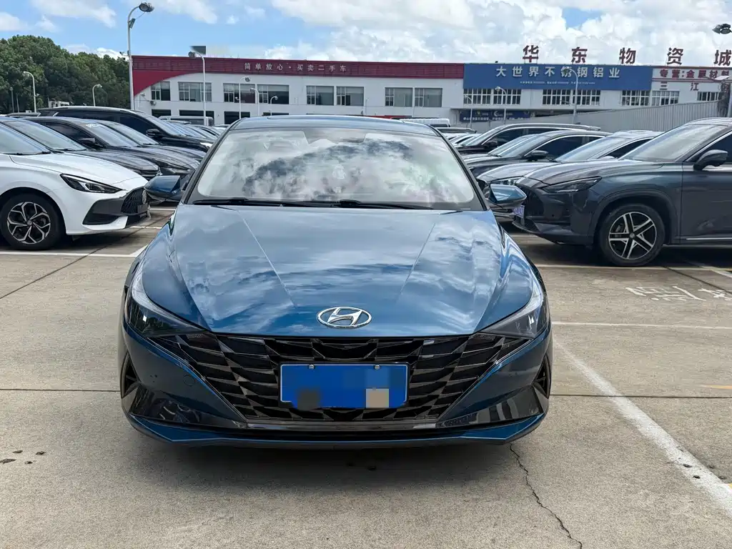 Hyundai Elantra 2021 — фото 2