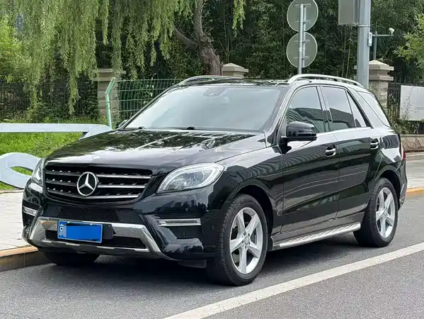 Mercedes-Benz M-Class 2015