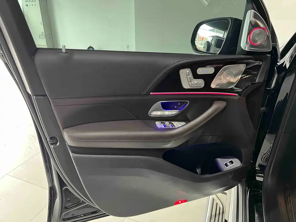 Mercedes-Benz GLS 2023 — фото 12