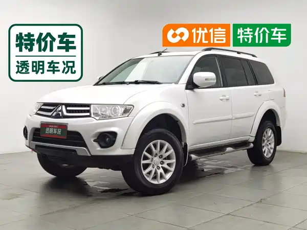 Mitsubishi Pajero Jinchang 2015