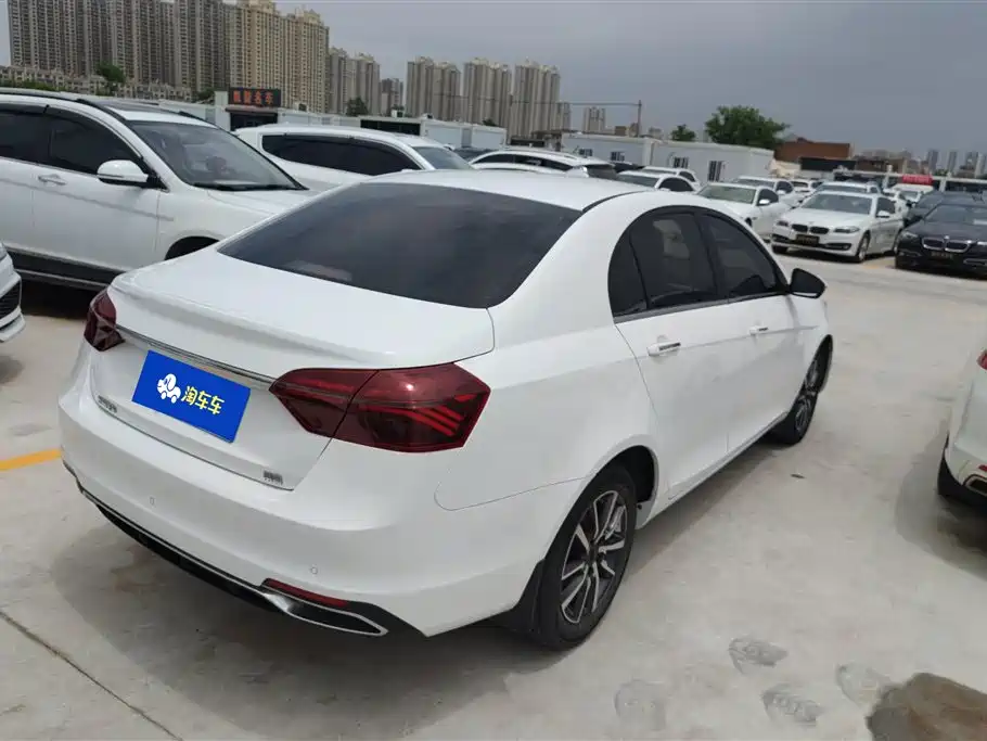 Geely Emgrand 2020 — фото 3