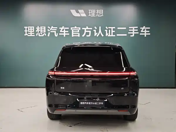 Li Auto L8 2023