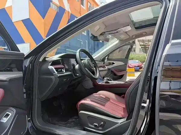 Hongqi H5 2022