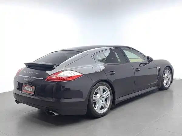 Porsche Panamera 2012