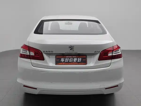 Peugeot 408 2015