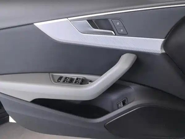 Audi A4L 2017