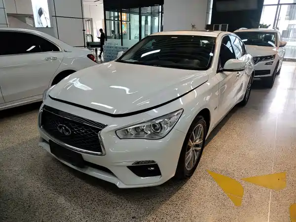 Infiniti Q50L 2018