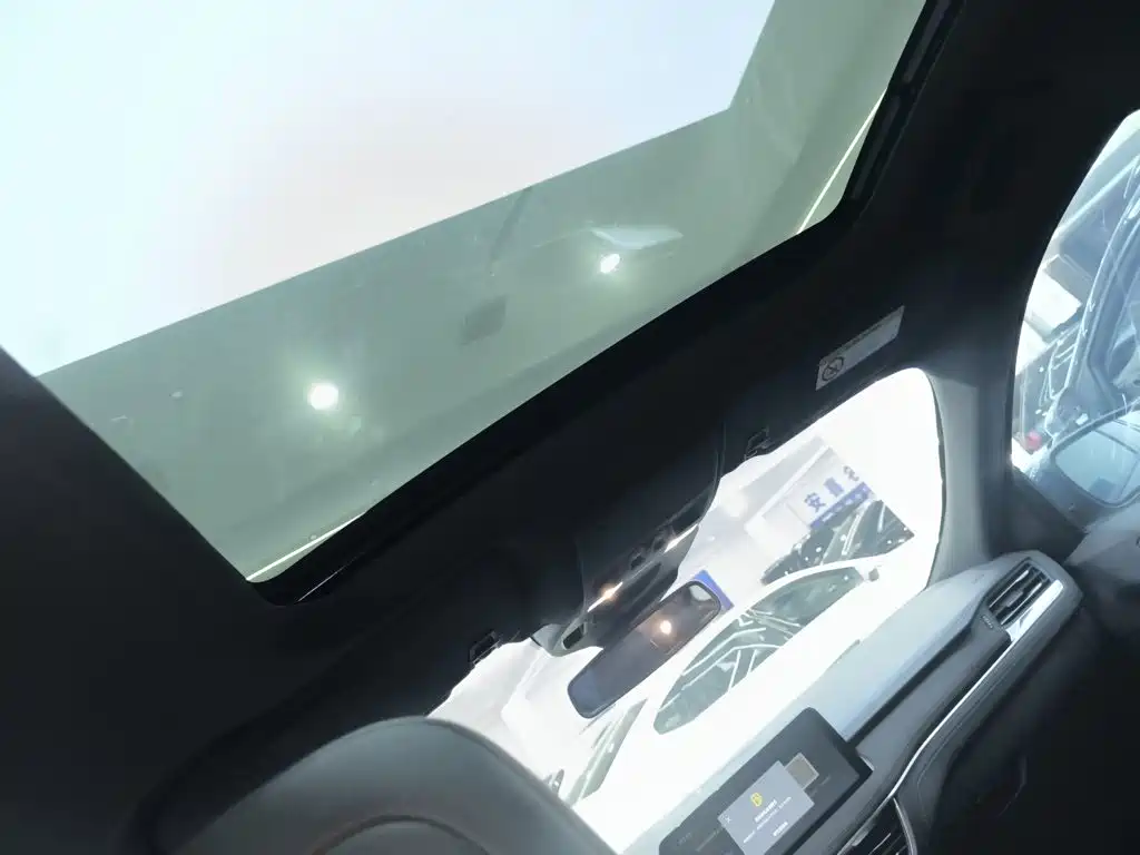 Ford Escape 2020 — фото 18