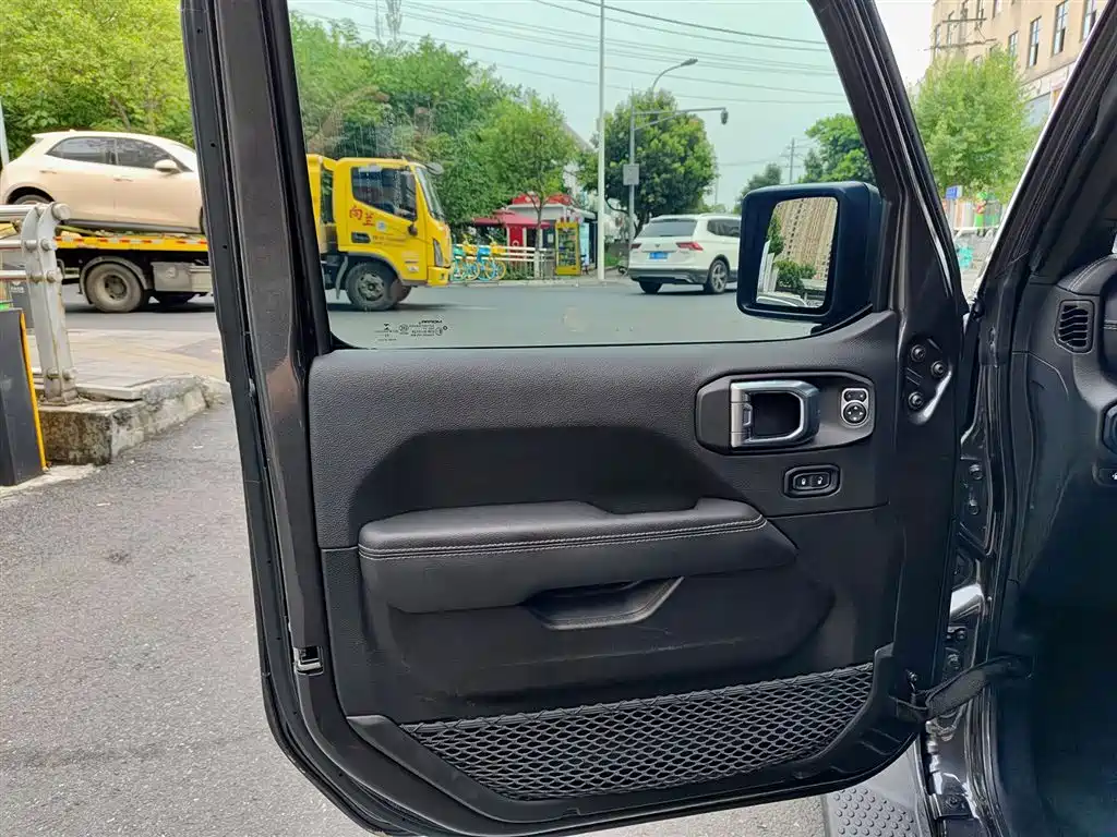 Jeep Wrangler PHEV 2023