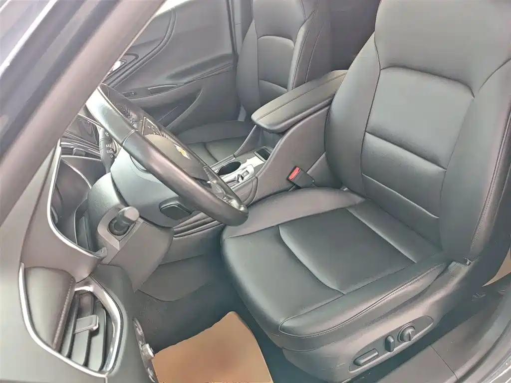 Chevrolet Malibu XL 2022 — фото 15