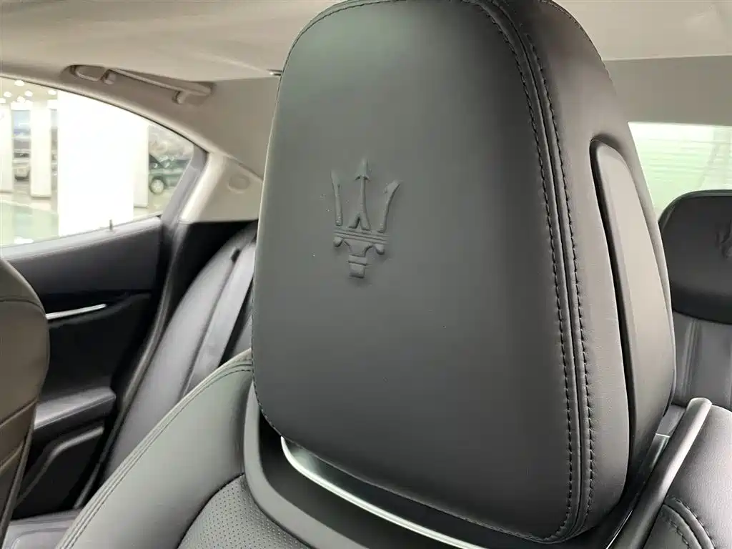 Maserati Ghibli 2026 — фото 21
