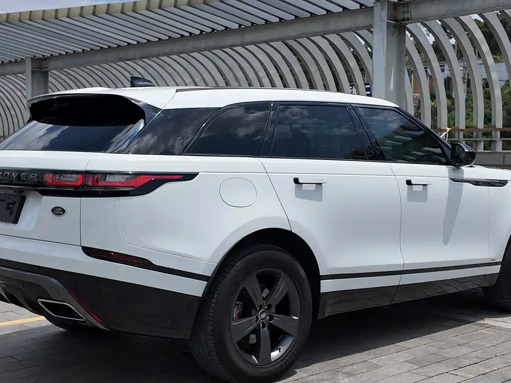 Land Rover Range Rover Velar 2020 — фото 15