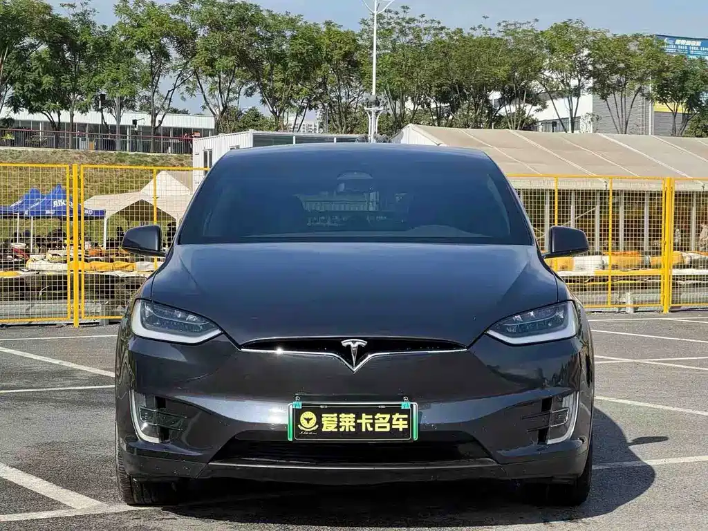 Tesla Model X 2017