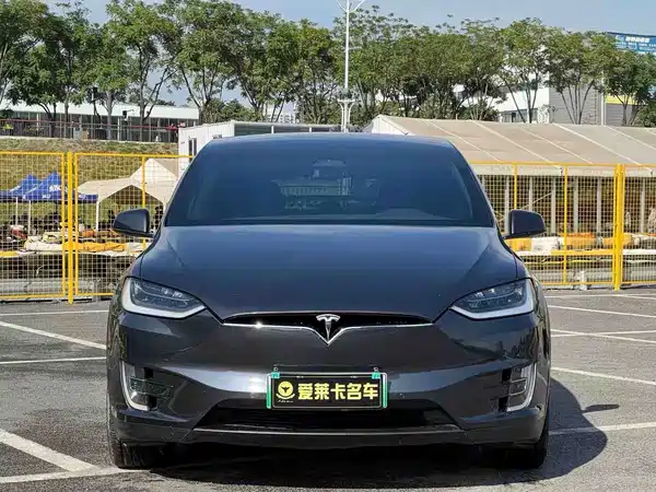 Tesla Model X 2017
