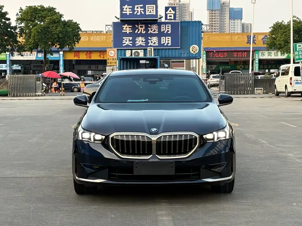 BMW 5 Series 2024