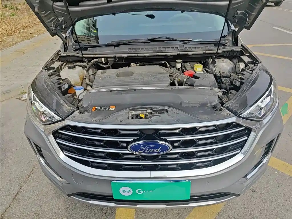 Ford Edge 2022 — фото 17