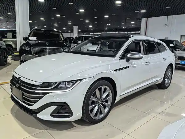 Volkswagen CC 2025