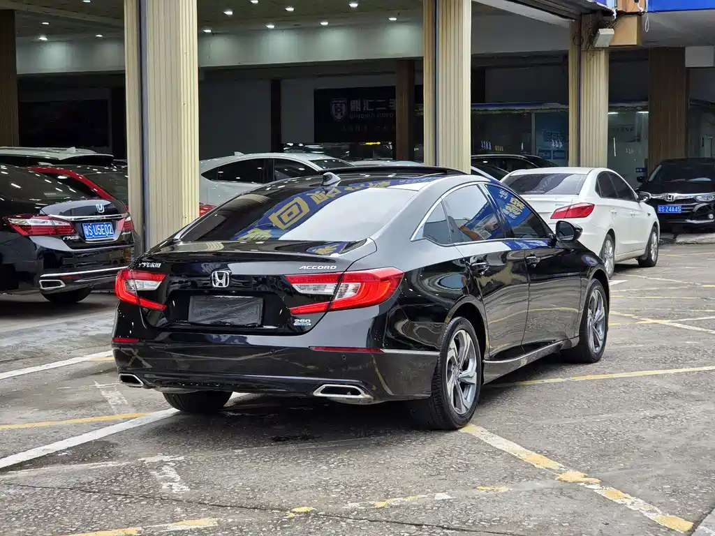 Honda Accord 2020 — фото 21
