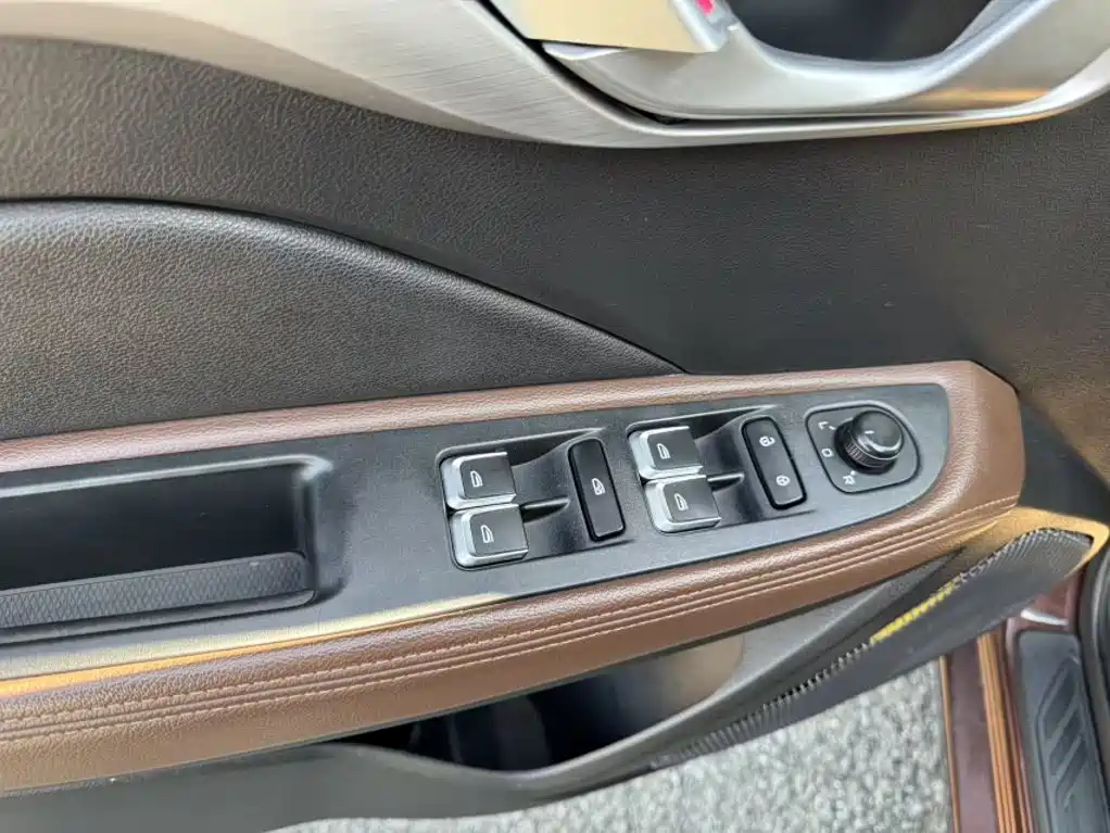 Geely Vision 2018 — фото 21
