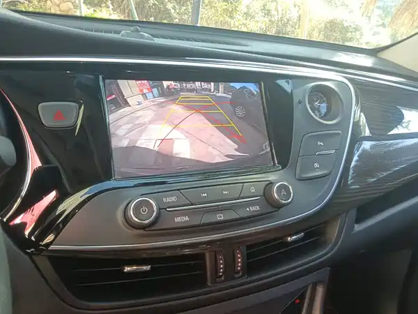 Buick Envision Plus 2021