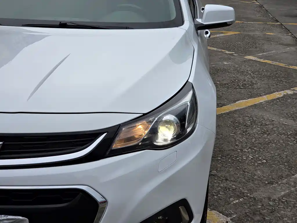 Chevrolet Malibu 2017 — фото 13