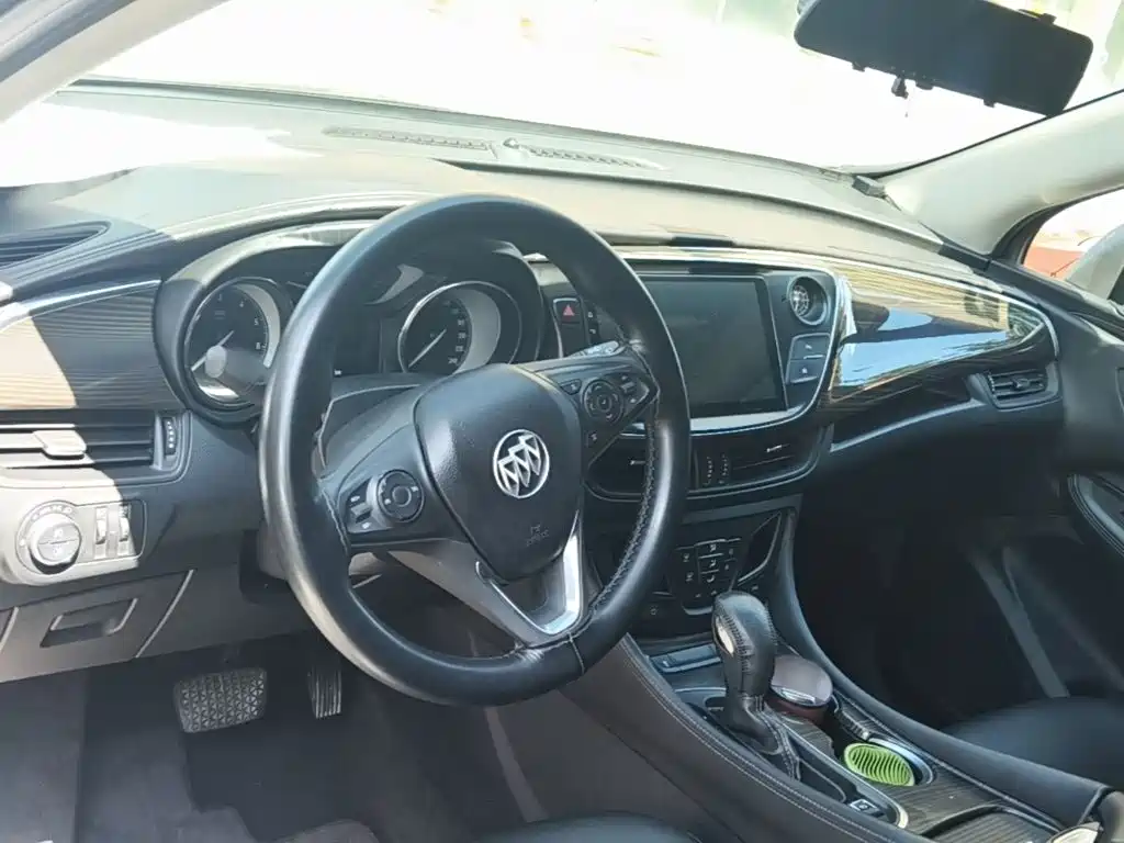 Buick Envision Plus 2018 — фото 10