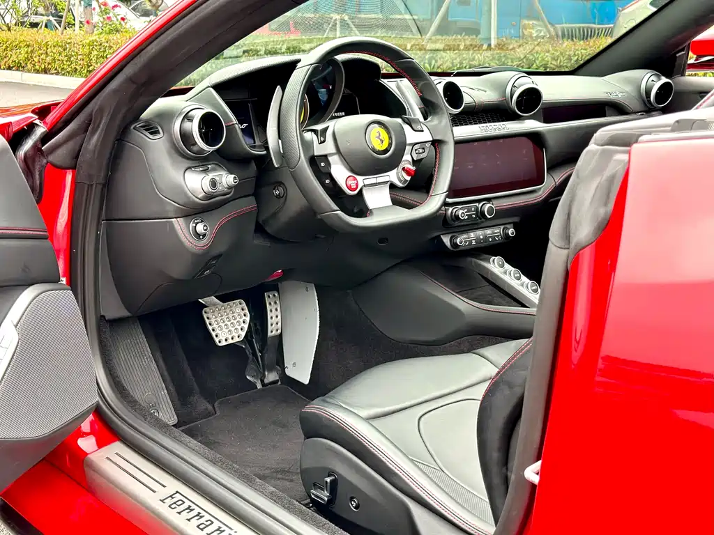 Ferrari Portofino 2020 — фото 11