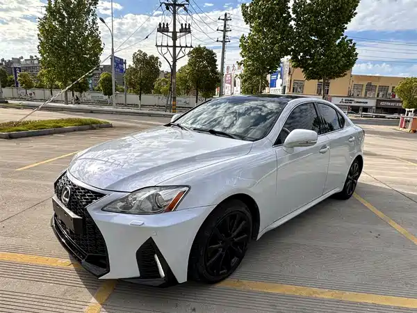 Lexus IS 2009