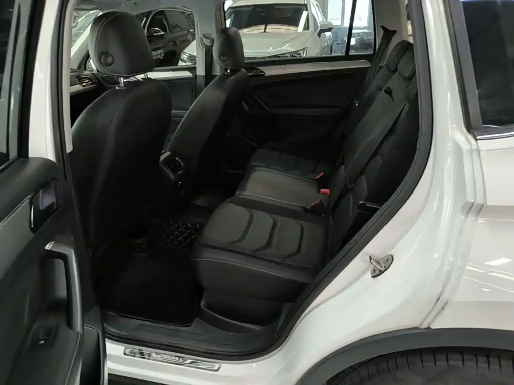 Volkswagen Tiguan L 2019 — фото 13