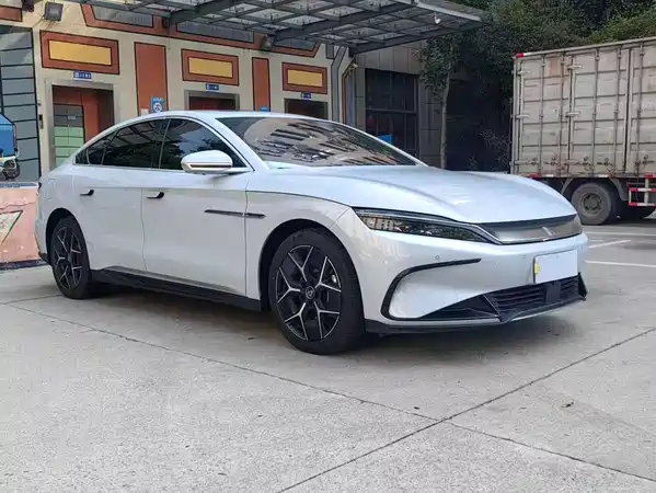 BYD Han 2024