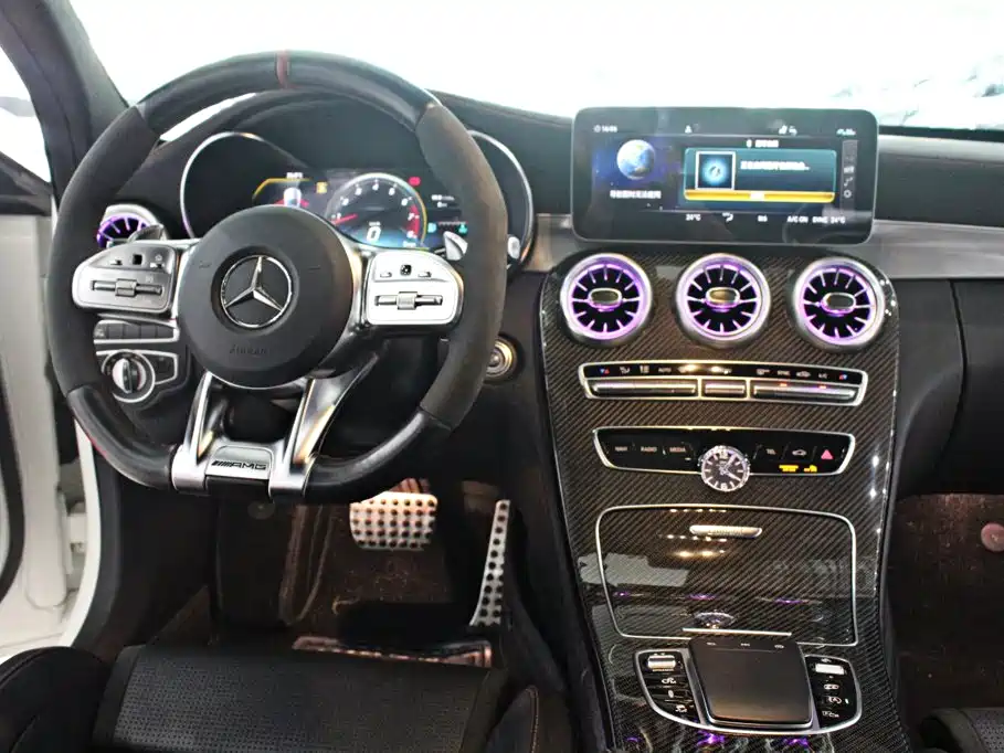 Mercedes-Benz C-Class AMG 2019 — фото 10