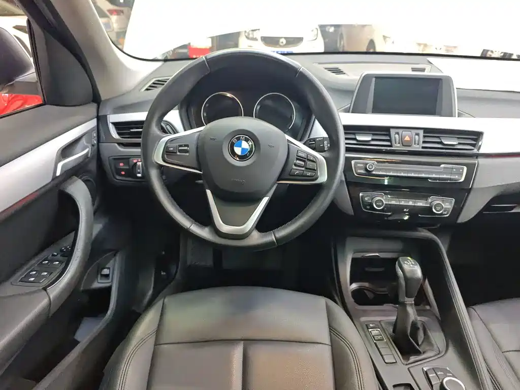 BMW X1 2019 — фото 11