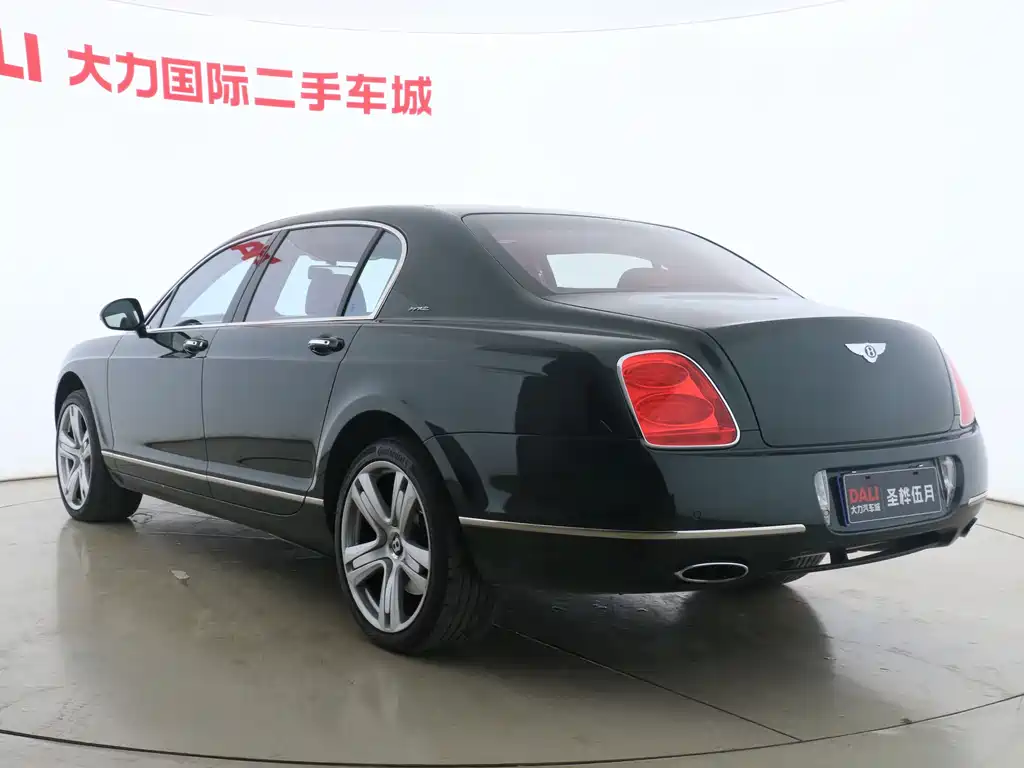 Bentley Flying Spur 2011 — фото 21