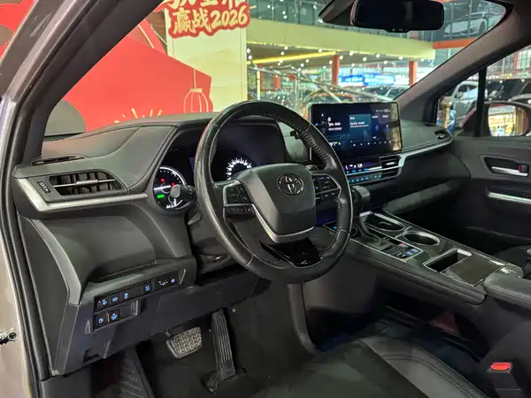 Toyota Sienna 2021