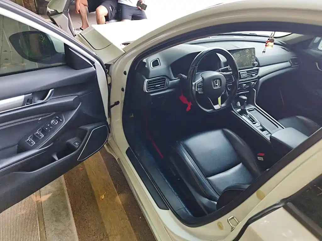 Honda Inspire 2021 — фото 14