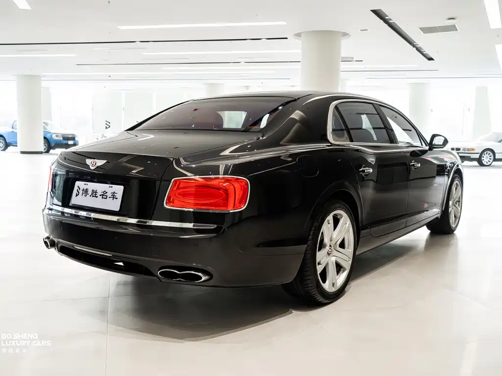 Bentley Continental 2012 — фото 26