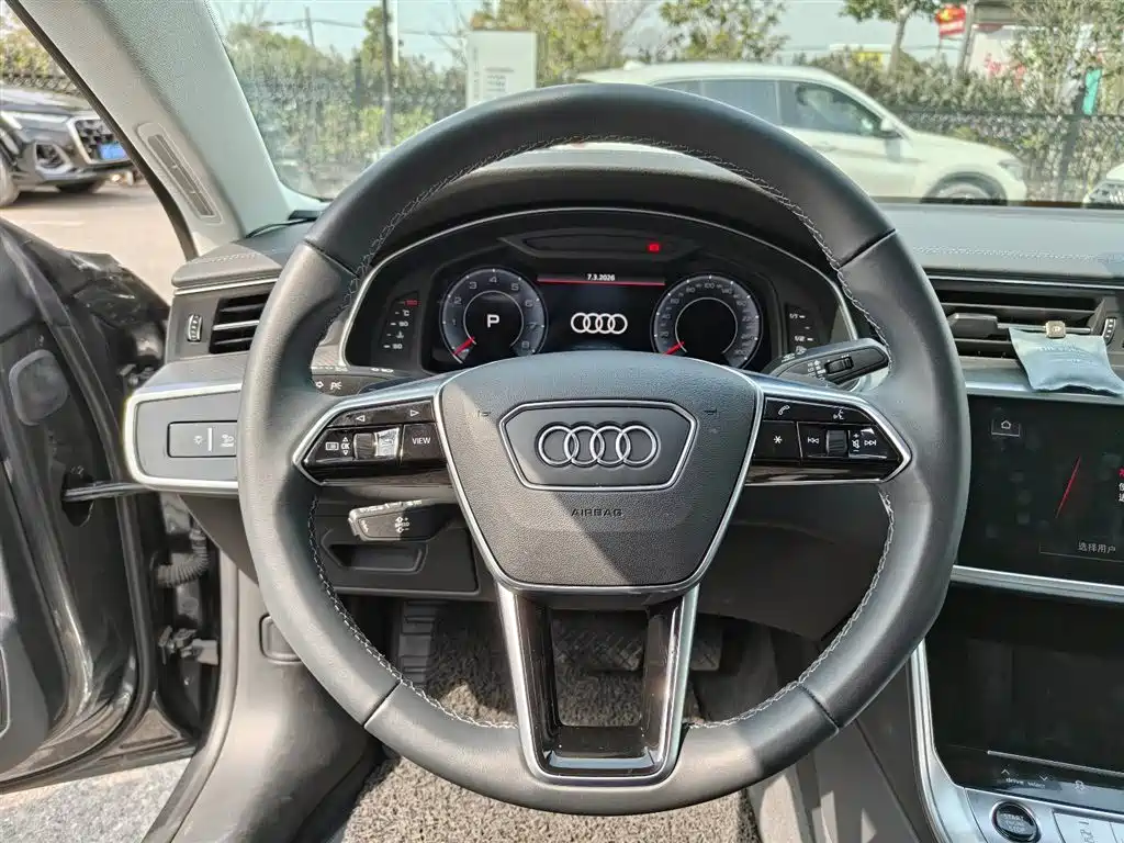 Audi A7 2025 — фото 10