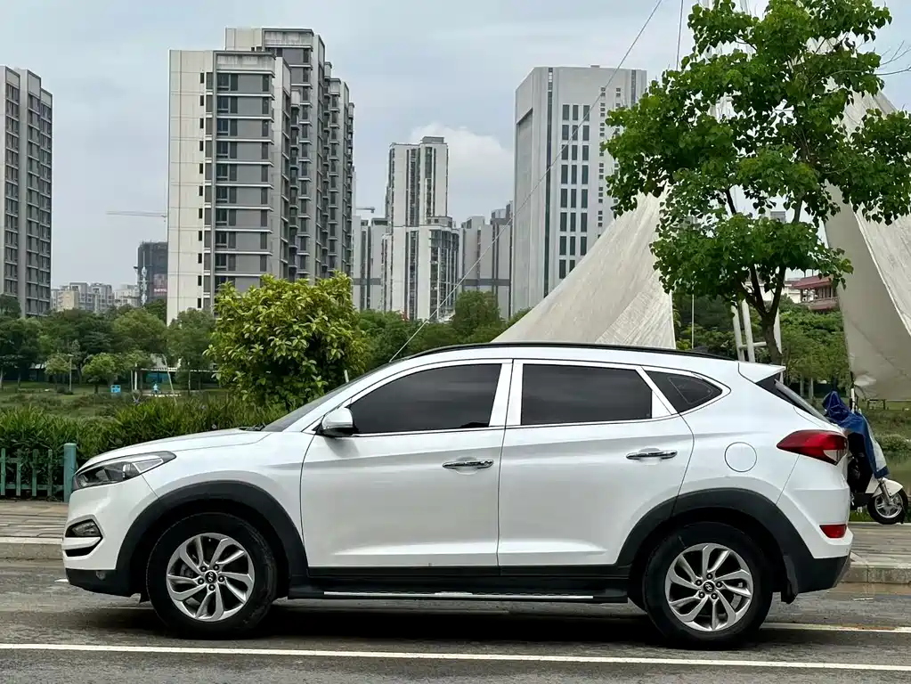 Hyundai Tucson 2018 — фото 4
