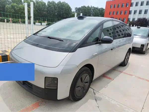 Li Auto MEGA 2024