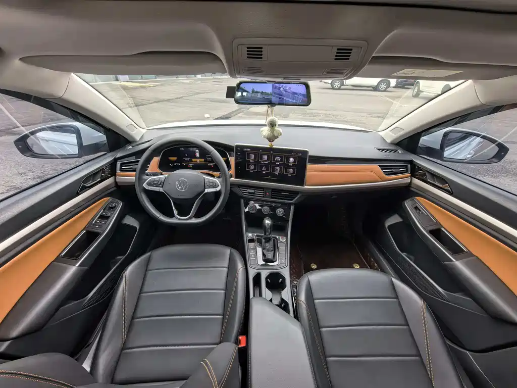 Volkswagen Bora 2023
