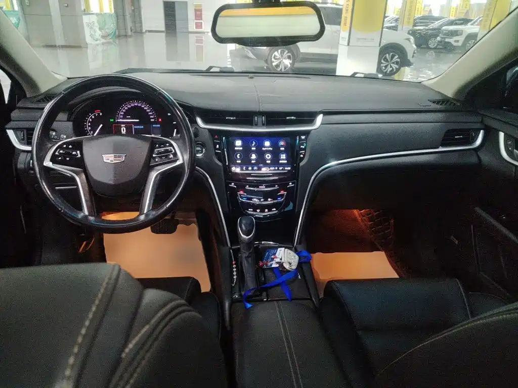 Cadillac XTS 2019 — фото 10