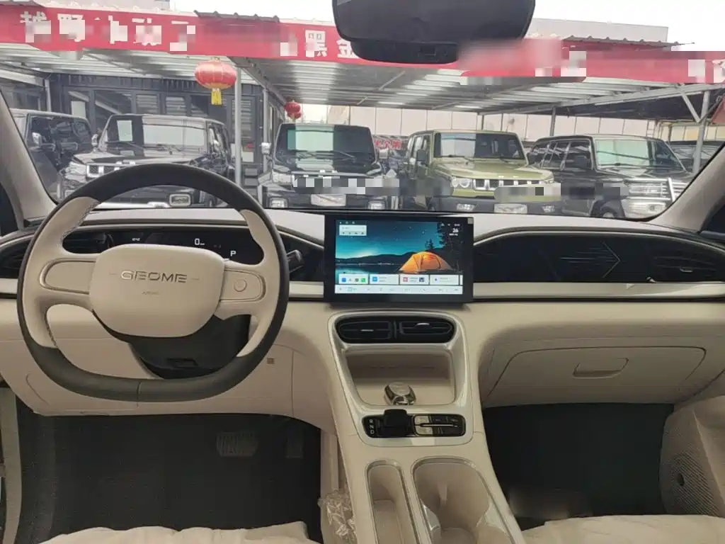 Geely Galaxy Starwish 2026 — фото 10