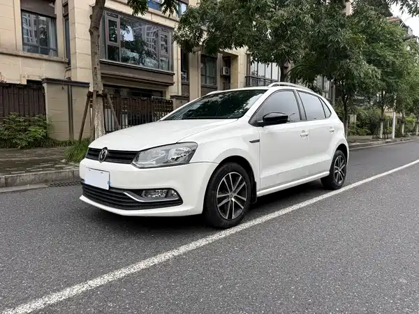 Volkswagen Polo 2014